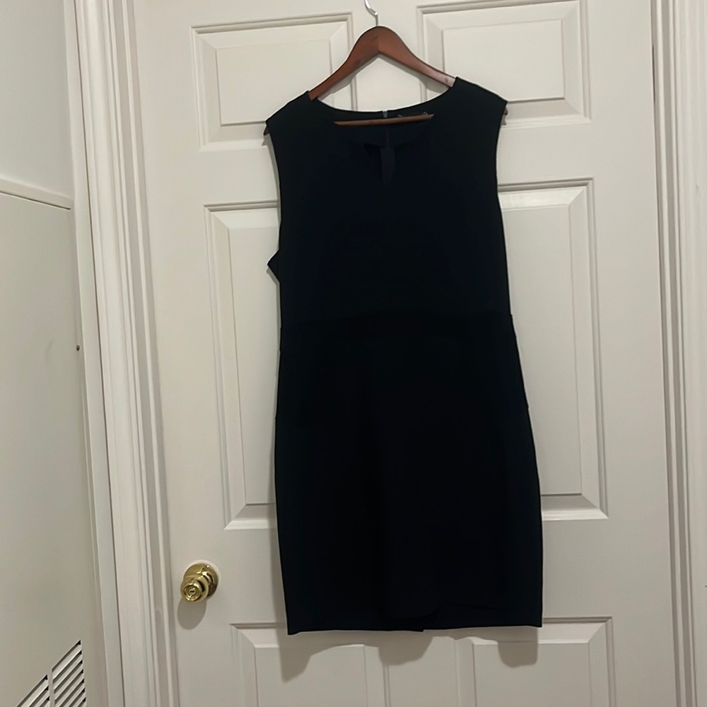 Noir black sleeveless dress size XL mid length back zipper